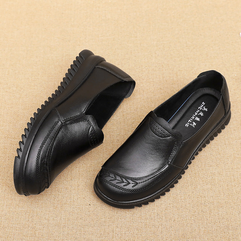 Zapatos de cuero genuino de suela blanda y versátiles