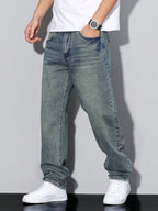 https://cdn.shopify.com/s/files/1/0981/1568/2584/files/Baggy-Jeans-Heren-Losse-Pasvorm-Maximale-Bewegingsvrijheid-10.jpg?v=1787116600