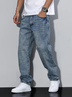 https://cdn.shopify.com/s/files/1/0981/1568/2584/files/Baggy-Jeans-Heren-Losse-Pasvorm-Maximale-Bewegingsvrijheid-11.jpg?v=1787116600