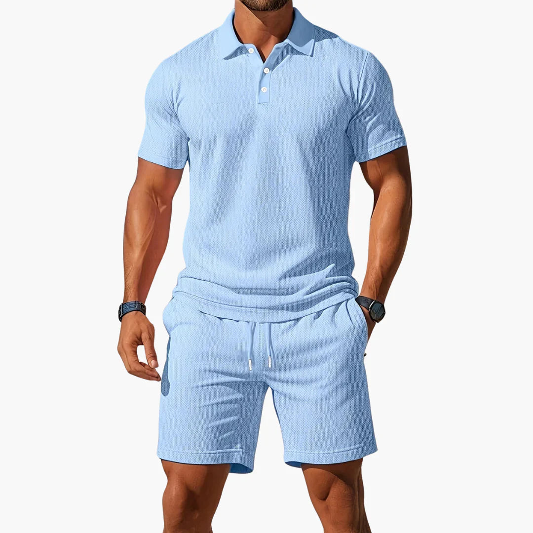 https://cdn.shopify.com/s/files/1/0981/1568/2584/files/Heren-Set-Ademend-Comfortabel-als-2-Delige-Poloset.jpg?v=1787116236