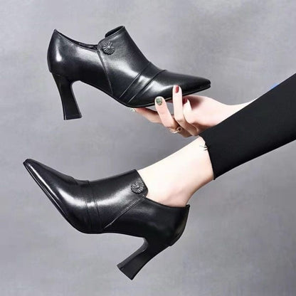 Botas de tacón alto de cuero suave