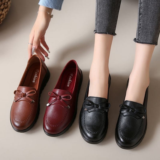 Zapatos de piel antideslizantes con suela blanda y punta redonda