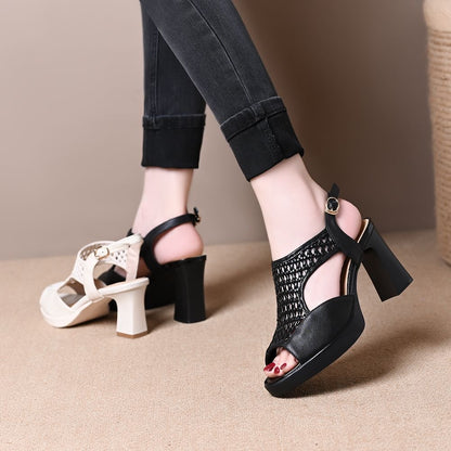 Tacones altos de malla con punta abierta