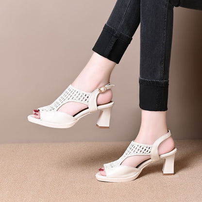 Tacones altos de malla con punta abierta