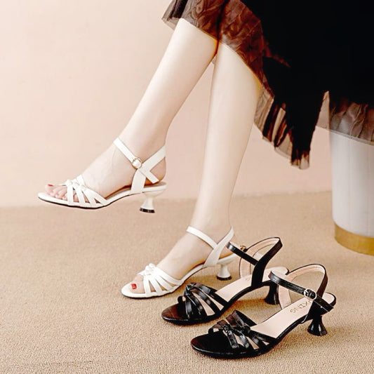 Sandalias ligeras de tacón alto