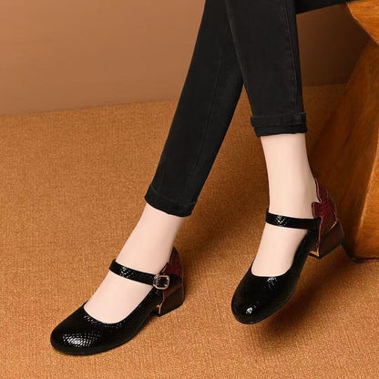 Zapatos de cuero con punta redonda y tacón grueso