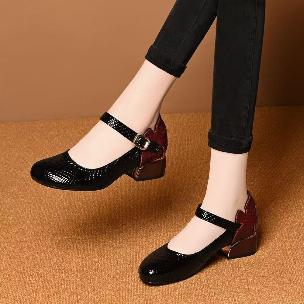 Zapatos de cuero con punta redonda y tacón grueso