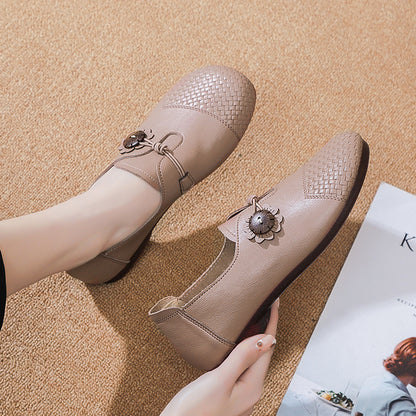 Zapatos cómodos de piel con punta redonda