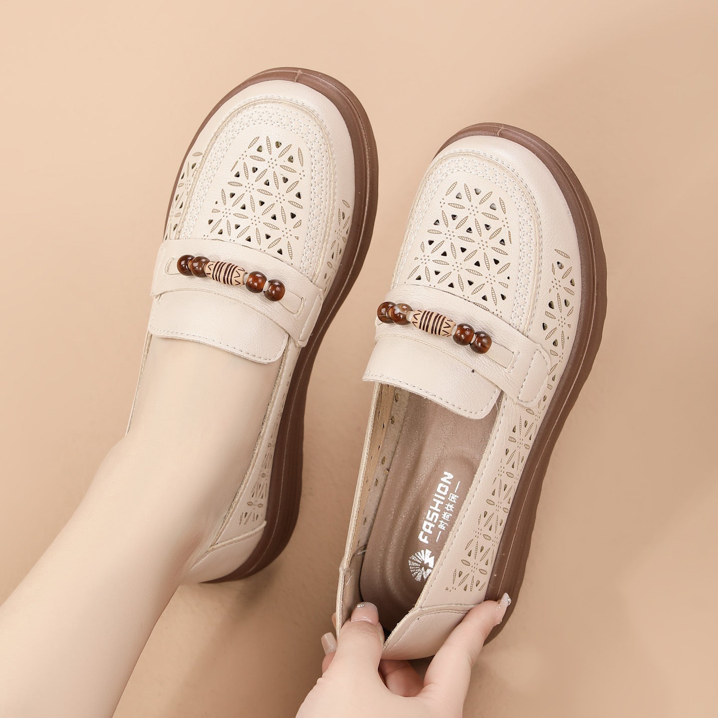 Zapatos de piel transpirables con suela blanda