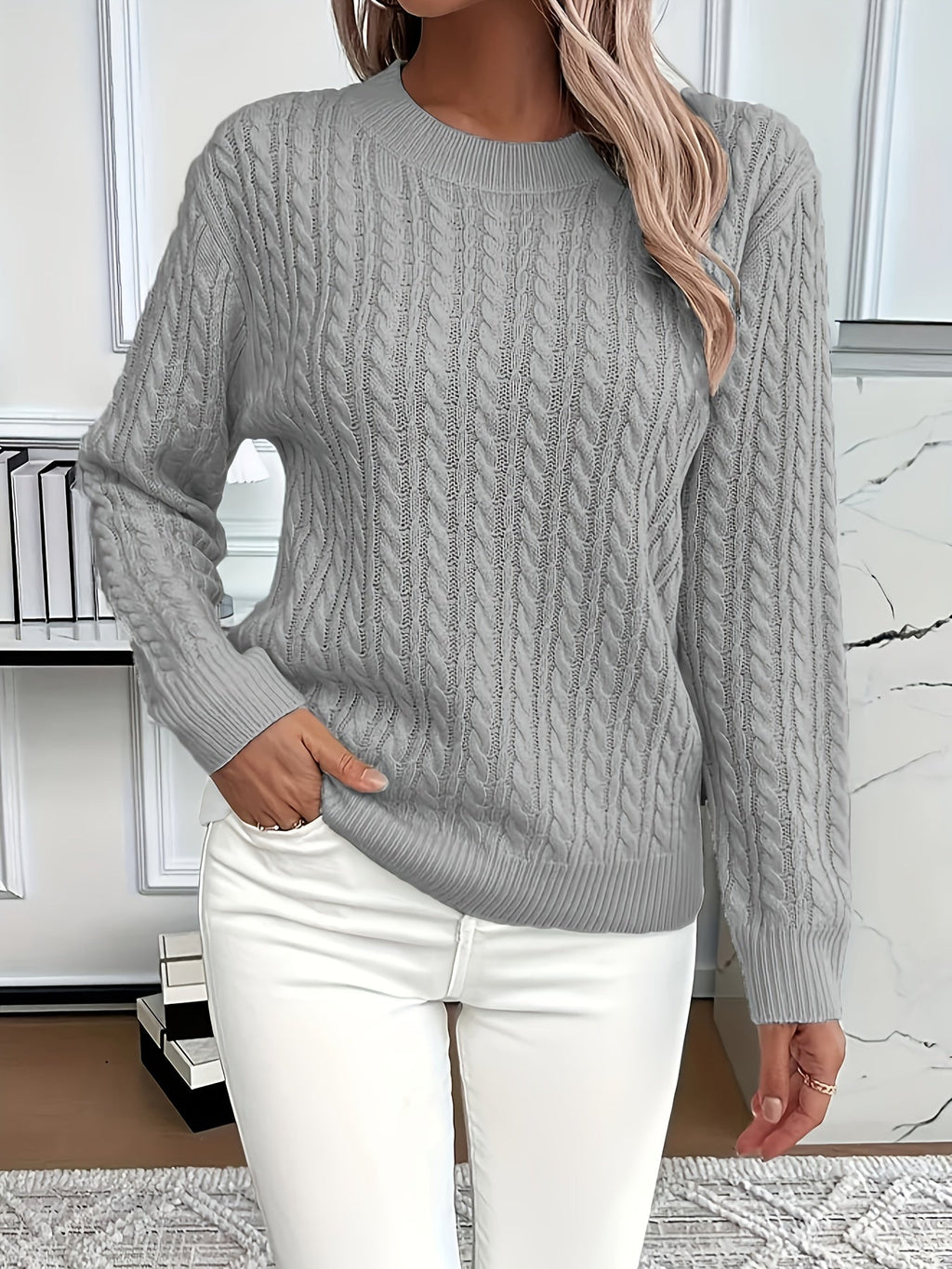 https://cdn.shopify.com/s/files/1/0981/1568/2584/files/Trui-Dames-Kabelpatroon-Warm-2.jpg?v=1787939654