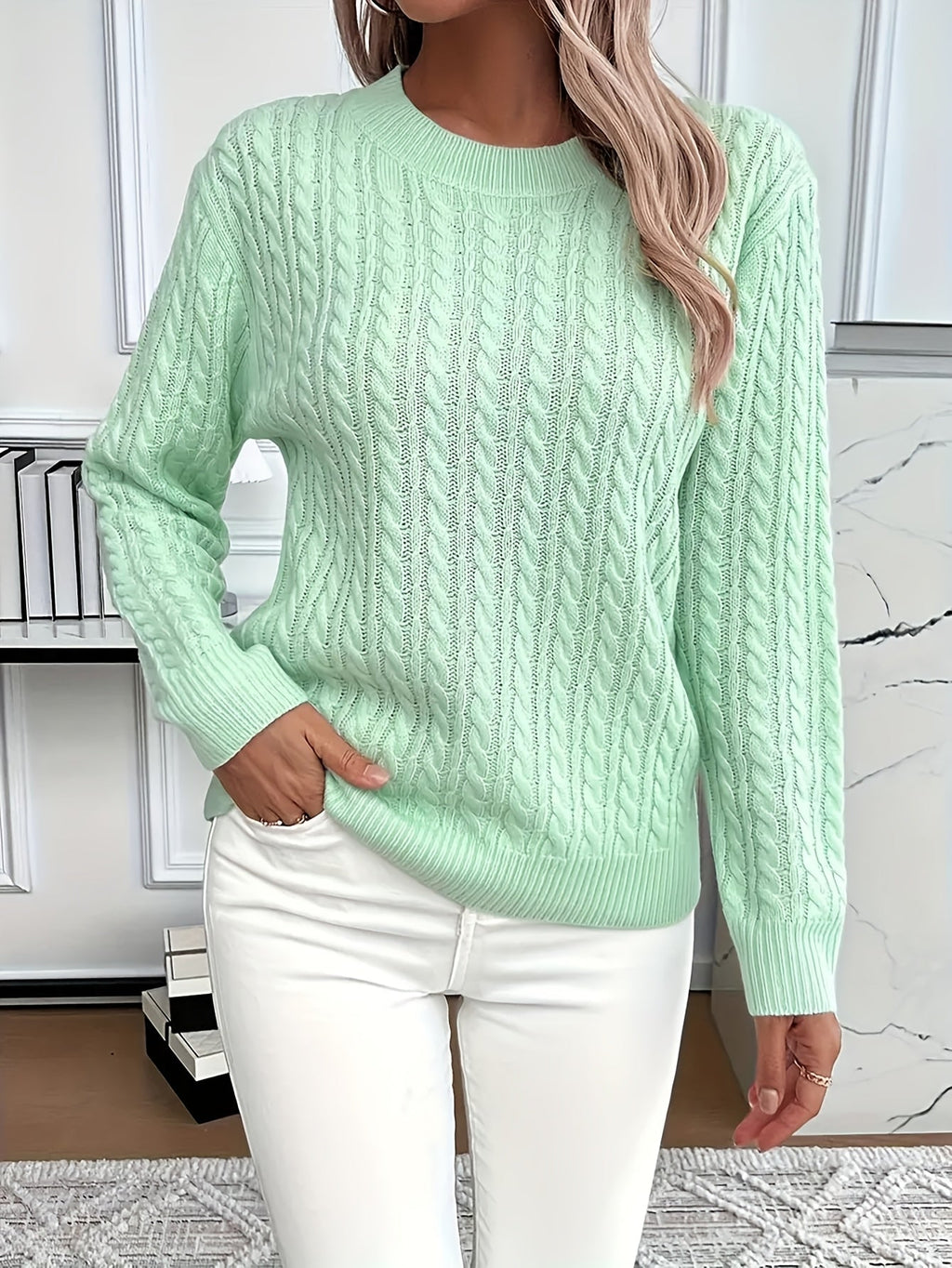 https://cdn.shopify.com/s/files/1/0981/1568/2584/files/Trui-Dames-Kabelpatroon-Warm.jpg?v=1787939654