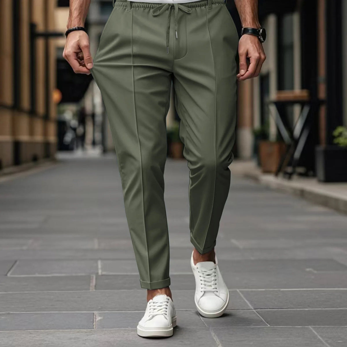 https://cdn.shopify.com/s/files/1/0981/1568/2584/files/Zakelijke-Broek-Heren-Slim-Fit-Veelzijdig-Comfortabel-7.jpg?v=1787116600