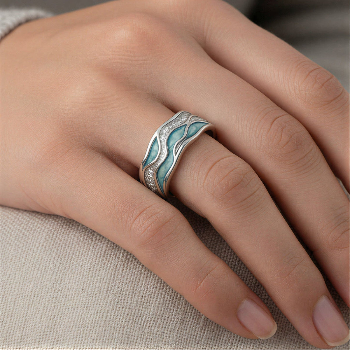 https://cdn.shopify.com/s/files/1/0981/1568/2584/files/f28e5909-9683-4b01-9ae8-b579f2ebbcb4.jpg?v=1790164592
